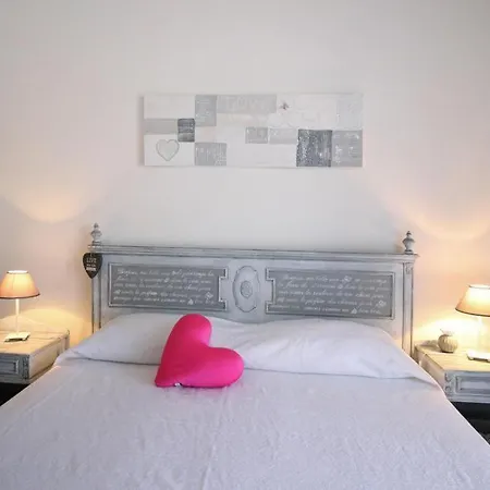 Apartment Am