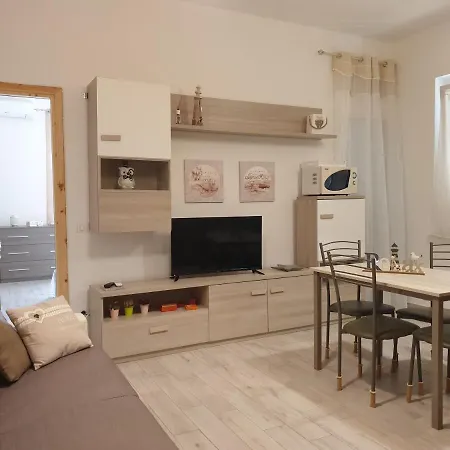 Apartment Am *